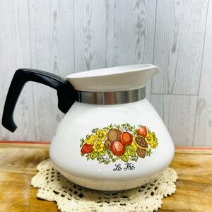 Vintage Spice of Life coffee
server 6 cup vintage Corning Ware(no lid)